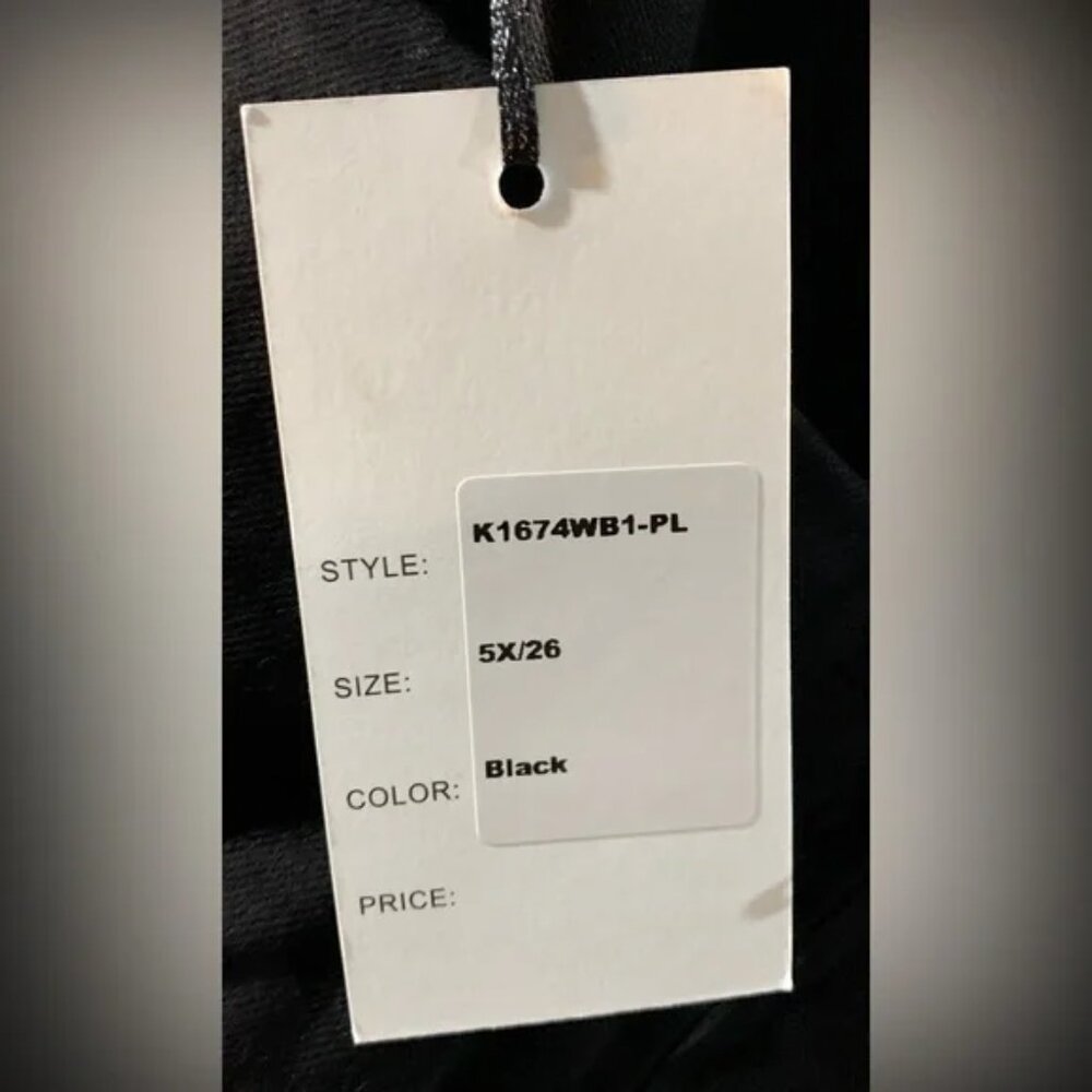 Unique Vintage Black Capri Pants - Picture 8 of 9